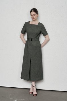 Formal H-line Midi Dress With Fitted Bodice, Classic H-line Midi Dress For Work, Classic A-line Midi Dress With Box Pleat, A-line Midi Dress With Box Pleat For Office, Tailored A-line Midi Dress For Formal Occasions, Classic H-line Office Dresses, A-line Workwear Dress With Structured Boning, A-line Dress With Structured Boning For Work, Classic Dresses For Work With Flattering Cut