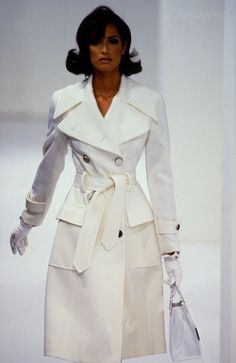 Mafia Outfits, Rich Mom, Yasmeen Ghauri, 90s Model, Outfit 90s