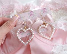 Angelic Blush Champagne Bow Pearl Heart Earrings (Dangle / Clip On no pierced ) , Super Cute Jewelry Elegance Princess ♡ heart approx 3.8cm Heart Jewelry Aesthetic, Pink Wedding Accessories, Women's Party Wear, Pearl Heart Earrings, Pink Heart Jewelry, Princess Accessories, Jewelry Kawaii, Pink Heart Earrings, Princess Jewelry