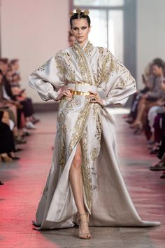 Gaun Koktail, Elie Saab Haute Couture, 2019 Couture, Ellie Saab, Elie Saab Fall, Elie Saab Couture, Mode Kimono, Tokyo Fashion