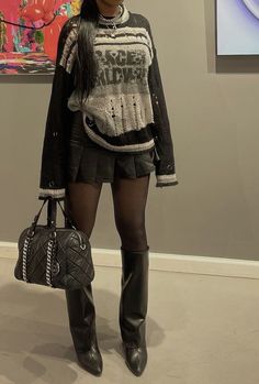 Stile Kendall Jenner, 00s Mode, Looks Street Style, Looks Black, Mode Inspiration, Lookbook Outfits, Winter Fashion Outfits, Streetwear Outfit