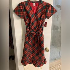 Gymboree Xs/Tp Red Black Nw Tags Dress Size Xs/Tp Mommy Dress, Green Wrap Dress, Blue Ruffle Dress, Long Flowy Dress, Zara Floral Dress, Flamingo Dress, Belle Dress, Red Evening Dress, Xs Dresses