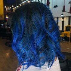 Blue Hair Highlights, Blue Ombre Hair, Hair Things, Short Sassy Hair, Pretty Hair Color, Short Hair Color, Ombre Hair Color, Dye My Hair