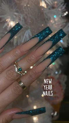 Long Summer Nails, Acrylic Nails Green, Green Nails Acrylic, Sparkly Acrylic Nails, New Year Nails, Emerald Nails, Long Acrylic Nail Designs, Blue Acrylic Nails, Nails Green