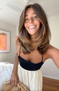 Natural Brunette Highlights, Natural Brunette, Brunette Hair Cuts, Amazon Outfits, Medium Hair Styles For Women, Amazon Fashion Finds, Brown Hair Inspo, The Nerve, Brunette Hair With Highlights