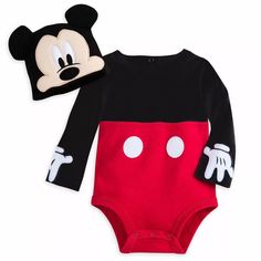 Disney Store Mickey Mouse Costume Bodysuit For Baby 12-18 Months Genuine, Original, Authentic, Disney Store Cuddle Up With Your Cutie In This Mickey Mouse Costume Bodysuit. Complete With Ear Beanie Cap And Embroidered Character Details, Your Baby Will Quickly Transform Into Everyone's Favorite Little Mouse. Includes Disney Cuddly Bodsuit And Beanie Hat Bodysuit Features Embroidered Mickey Mouse Details Three-Snaps At Back Snaps At Inside Leg Beanie Features Embroidered Mickey Face, And 3d Ears S Best Disney Costumes, Disney Characters Costumes, Mickey Mouse Costume, Mickey Mouse Outfit, Costume Disney, Mouse Costume, Disney Cosplay, Baby Mouse, Disney Costumes