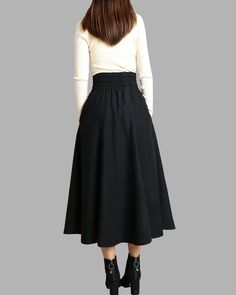 * One classical wool skirt with wide elastic waist. * Mid-calf length, you can let us know your ideal waist size and skirt length, we can custom make for you. * Half lined and with two sides pockets. * Support 7 days return to get full refund on item without any reason. * Can custom size and colors, lead time is 6-8 days; * Let us know your usual size in your country and your overall height. * If you have some specific request or special characters such as broad shoulder, long arms, long waist, Long Skirt Vintage, Dark Green Skirt, Skirt Wool, Skirt High Waist, Elastic Waist Skirt, High Waist Skirt, Winter Skirt, Skirt Midi, Skirt Long