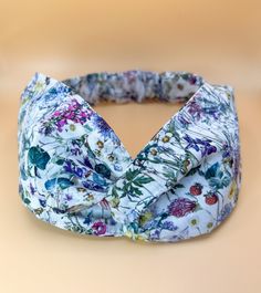 Liberty print headband, Floral print  100% cotton, elastic Pefect as a gift option! Adult sizes Liberty Print Headband, Casual Elastic Headband One Size, Casual Cotton Headband With Elastic Band, Adjustable Cotton Headband With Elastic Band, Casual Elastic Bandeau Headband, Casual Summer Headband, Trendy Spring Headwrap With Matching Headband, Adjustable Bandeau Headband For Spring, Casual Bandeau Headband For Spring