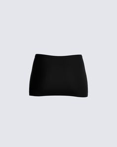 Theres no doubt that you'll be making things a lil more exciting in this sexy, black cut out dress 😜👅 Black Party Skirt, Plain Black Skirt, Leon Black, Mini Black Skirt, Black Cut Out Dress, Little Black Skirt, Clothes Skirts, Cute Mini Skirt, Fancy Fits