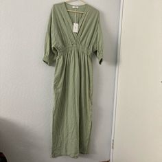 Mikoh Verona Dress In Jade Size 2 Nwt Bought Final Sale, Super Cute, Just Doesn’t Suit My Style. Color Sold Out On Site. New With Tags. Size 2 Is A M Or Size 6-8 Long Rayon Daywear Dresses, Long Rayon Dresses For Daywear, Green Maxi Length V-neck Dress For Brunch, Green Viscose Dress For Brunch, Green Viscose Maxi Dress For Brunch, Spring Rayon Long Dress, Green Rayon V-neck Dress, Long Spring Rayon Dress, Long Rayon Dress For Spring