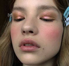 Heavy Blush Makeup, Blush Makeup Looks, Heavy Blush, Chapter Titles, 2020 Makeup, Duochrome Eyeshadow, Winter Makeup, Makeup Guide, Hair Nails