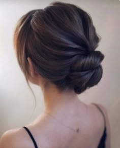 Hire Style, Bun Wedding, Chinese Bride, Low Bun Hairstyles, Bridal Hair Updo, Mom Hairstyles, Wedding Hair Inspiration, Low Bun, Penteado Cabelo Curto