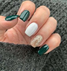 Christmas Gel Nails, Short Acrylic Nails Designs, Dip Powder Nails, Xmas Nails, Fancy Nails, Short Acrylic Nails, Nail Arts