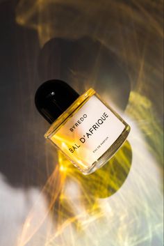 Byredo Product Photography, Byredo Bal D'afrique Aesthetic, Wedding Perfumes, Byredo Aesthetic, Still Life Product Photography, Fragrance Photography, Product Shoot, Flower Bomb