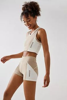 Women's Activewear & Sportswear's | Urban Outfitters UK Casual Teacher Outfit, Estilo Fitness, Sportswear Fashion, Teacher Outfit, Workout Crop Top, Activewear Fashion, Activewear Sets, Active Wear Shorts, Sports Leggings