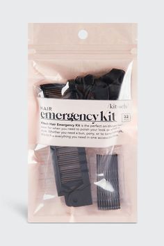 Kitsch Hair Emergency Kit is the perfect on-the-go hair saver for when you need to polish your look or refresh a style. Whether you need a bun, pony, or to tame flyaways, this kit has everything you need in one accessible place. Kit includes 10 bobby pins, 1 dual brush-comb, 1 scrunchie, and 20 no-snag elastics. Backpack Must Haves, Kitsch Hair, Tame Flyaways, Skincare Wishlist, School Prep, Travel Noire, Hair Kit, Bracelets Patterns, Diy Friendship Bracelets Patterns