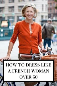 Dress Like A French Woman, Moda Over 50, Mode Ab 50, Clothes For Women Over 50, French Women Style, Backpack Hiking, Summer Hiking