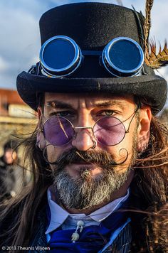 Steampunk Man, Steampunk Characters, Steampunk Men, Steampunk Couture, Steampunk Goth, Photographie Portrait Inspiration, Steampunk Cosplay, Victorian Goth