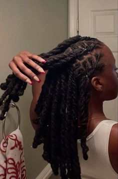 Concert Loc Styles, Loc Hairstyles For Black Women Long, Locs Hairstyles For Women Retwist, Boho Loc Styles, Locs Hairstyles Retwist, Medium Length Loc Hairstyles, Loc Styles For Thick Locs, Flat Twist Locs, Braided Loc Styles