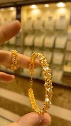 Turkish Jewellery Gold Necklaces, Jewelry Accessories For Wedding, Gold Jewelry Middle East, Arabic Gold Jewelry Dubai, Bijoux En Or Dubai, Jewelry Gold Aesthetic, Saudi Gold Jewellery Design, Somali Gold