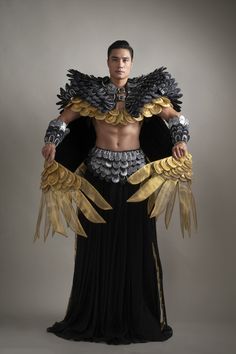 Feather Outfit Men, Male Dancer Outfit, God Costume, Mythology Costumes, Feather Outfit, Dance Props, Look Festival