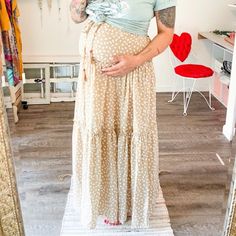 Never Worn Casual Maternity Bottoms For Summer, Casual Summer Maternity Bottoms, Open Front Skirt, Tie Dye Maxi Skirt, Gauze Skirts, Long Pencil Skirt, Flowy Maxi Skirts, Tulle Maxi Skirt, Chiffon Maxi Skirt