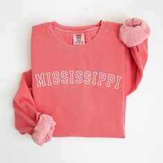 Mississippi State Sweatshirt, Mississippi Gift For Mom, Mississippi Sweater, Mississippi Shirts, Sweatshirt Gift For Dad,Mississippi Apparel High-quality, stylish pieces and comfortable t-shirts and sweatshirts! Our collection is crafted from premium materials, ensuring a perfect blend of quality and comfort. For our sweatshirts, we use a mix of cotton and polyester, while our t-shirts are available in 100% cotton or a luxurious blend of ringspun cotton and polyester. Important Note: Please refe Hattiesburg Mississippi, Michigan Sweatshirt, State Of Michigan, Mississippi State, Preppy Outfit, Clothes Ideas, Gift For Dad, San Jose Ca, Mississippi