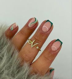 St Patricks Nail Designs, Pink Earth, Do It Yourself Nails, Dark Green Nails, St Patricks Day Nails, French Pink, Green Nail Designs