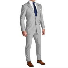 Athletic Fit Stretch Suit - Lightweight Heathered Light Grey - State and Liberty Clothing Company Light Grey Suits, Stretch Dress Pants, Bespoke Suit, Fitted Dress Shirts, Blazer Designs, Dress Shirt Sleeves, Gray Suit, Fitted Suit, Pants Design