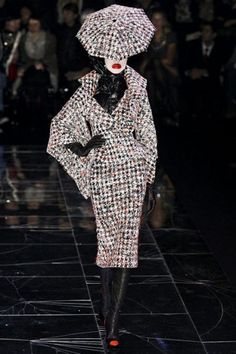 McQueen 2009 Runway, Mcqueen Dress, Mcq Alexander Mcqueen, My Fair Lady, Fair Lady, Paris Fashion, No. 2, Runway Fashion