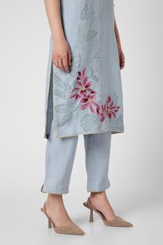 Ice blue kurta with contrast detailing and hand screen print. Paired with a pant. - Aza Fashions Blue Kurta, Shade Flowers, Women Kurta, Straight Kurta, Hand Screen Printed, Set Women, Pant Set, Ice Blue, Aza Fashion