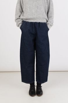 Dark Indigo Barrel Pant – Micaela Greg Dark Style Outfits, Barrel Pants, Easy Silhouette, Dark Indigo, Denim Trousers, Colored Denim, Mode Inspiration, Dart, Trousers Women