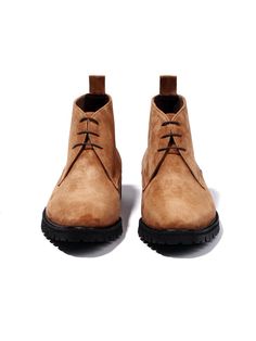 It is a stylish chukka boots in classic casual mood. The straight and sophisticated silhouette makes the shoes unique.- Vibram commando sole- High quality suede leather- Straight shape- Shoelace Classic Lace-up Desert Boots With Vibram Sole, Suede Lace-up Boots With Vibram Sole And Plain Toe, Suede Lace-up Boots With Vibram Sole, Suede Desert Boots With Goodyear Welt And Moc Toe, Classic Suede Desert Boots With Vibram Sole, Business Desert Boots In Suede With Moc Toe, Brown Suede Desert Boots With Goodyear Welt, Casual Suede Desert Boots With Goodyear Welt, Suede Chelsea Boots With Moc Toe And Rubber Sole