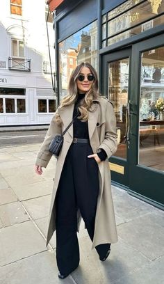 Coach Trench Coat, Eurotrip Outfits, Ny Winter, Outfits For The Office, Nyc Winter Outfits, Outfit Verano, Ny Outfits, New York Outfits, Classy Winter Outfits