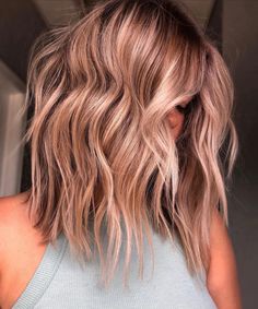 Cute Short Hairstyles For Women, Cute Short Hairstyles, Blonde Balayage Bob, Strawberry Blonde Hair Color, Hair Adviser, Long Bob Haircuts, Strawberry Blonde Hair, Hair Color Highlights