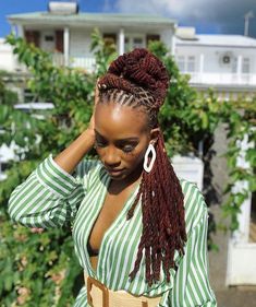 Half Up Half Down Long Loc Styles, Loc Hairstyles For Women Wedding, Dreadlock Wedding Hairstyles Black Women Locs Styles, Dread Updos For Black Women, Loc Styles Updo, Long Dreadlock Styles For Women, Wedding Locs Hairstyles, Long Loc Styles Women, Locs Hairstyles For Wedding