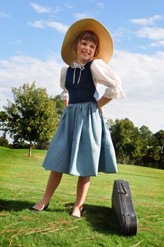 Sound Of Music Halloween Costume, Maria Von Trapp Costume, Maria Sound Of Music Costume, Music Themed Halloween Costumes, Broadway Halloween Costumes, Netherlands Costume, Musician Costume Ideas, Music Halloween Costumes, Musician Costume