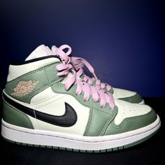 Size 6.5 Womens 100% Authentic Check Pictures For Condition Ships Within 24 Hours Of Purchase Delivered To Your Doorstep In 2-5 Business Days Mid Dutch Green Jordans, Air Jordan 1 Mid Se, Nike Air Jordan 1 Mid, Womens Jordans, Nike Air Jordan 1, Air Jordan 1 Mid, Jordan 1 Mid, Air Jordan 1, Jordan Shoes