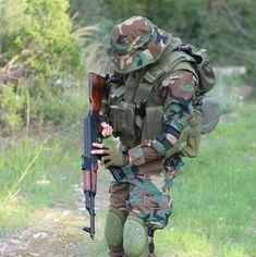 Pin on العراق الجريح Para Commando Special Forces Wallpaper, Military Couple Photography, Pak Army Soldiers, Pakistan Armed Forces