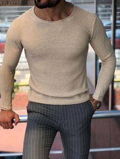 Merus Slim-Fit Knitwear Beige – BOJONI Beige Color Code, Big Man Suits, Men's Business Casual Style, Man Suits, Guy Style, Bespoke Clothing, Fashion Edgy, Men With Street Style, Designer Suits For Men