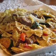 Pasta With Italian Sausage, Sausage And Vegetables, Bow Tie Pasta, Yummy Pasta, Italian Sausage Pasta, Italian Sausage Recipes, Mild Italian Sausage, Hot Italian Sausage, Sweet Italian Sausage