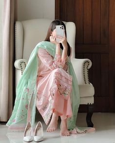 Dpz Aesthetic, Modest Casual Outfits, Summer Formal, Pakistani Fashion Casual, Desi Fashion Casual, Pakistani Fashion Party Wear, Fancy Dresses Long