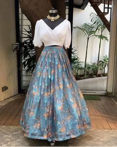 Ghagra Blouse Designs Crop Tops, Crop Top And Skirt For Wedding, Blouse Designs With Skirt Indian, Blouse Ideas For Skirts, Western Crop Top With Lehenga, Wedding Dresses Skirt And Top, Blouse And Ghagra, Long Skirt Blouse Designs Indian, Lehanga For Wedding Bridal Lehenga