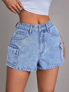 Trendy Fitted Jean Shorts With Pockets, High-waisted Denim Shorts With Side Pockets, Trendy High Rise Jean Shorts With Pockets, Denim High-waisted Shorts With Side Pockets, Trendy Denim Cargo Shorts, High Waist Denim Shorts With Pockets, Fitted High Rise Jean Shorts, High Waist Cotton Jean Shorts With Pockets, High-waist Non-stretch Jean Shorts With Pockets