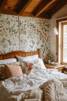 80+ Gorgeous Cottagecore Bedroom Ideas Charming Bedroom Ideas, Cottagecore Bedrooms, Bedroom Primary, Floral Patterns Vintage, Cottagecore Bedroom Ideas, Cottagecore Bedroom, Cottagecore Home, Fairytale Cottage, Rustic Aesthetic