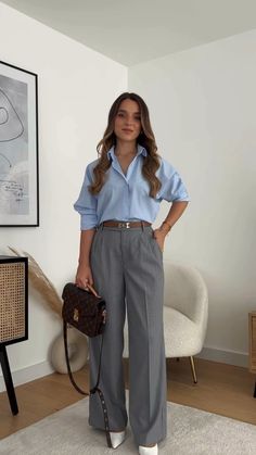 Elegantes Outfit Damen, Casual Work Outfits Women, Business Professional Outfits, Smart Casual Work Outfit, Looks Pinterest, Fest Outfits, Corporate Attire, Professional Outfits Women, Chique Outfits