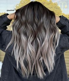 Icy Blonde Highlights On Dark Hair, Black Grey Hair, Blonde Highlights On Black Hair, Grey Hair Color Ideas, Black Hair Ideas, Ashy Blonde Balayage, Icy Blonde Balayage, Ash Balayage