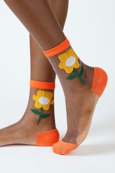 Mustard sheer giant daisy orange trim socks_1 Trendy Orange Socks For Spring, Trendy Yellow Summer Socks, Giant Daisy, Sheer Socks, London Free, Patterned Tights, Buy Now Pay Later, Fresh Design, Ping Pong