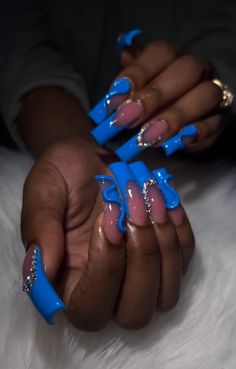 Short Nails Extra, Extra Baddie Nails, Baddie Nail Ideas, Crazy Acrylic Nails, Blue Acrylic Nails