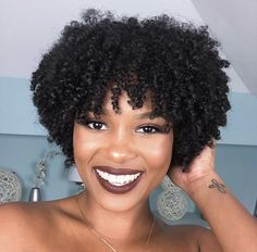 Pretty Short Hair, Curly Weave Hairstyles, Natural Afro Hairstyles, Braids Hairstyles Pictures, Beautiful Natural Hair, Short Curls, Crochet Braids Hairstyles